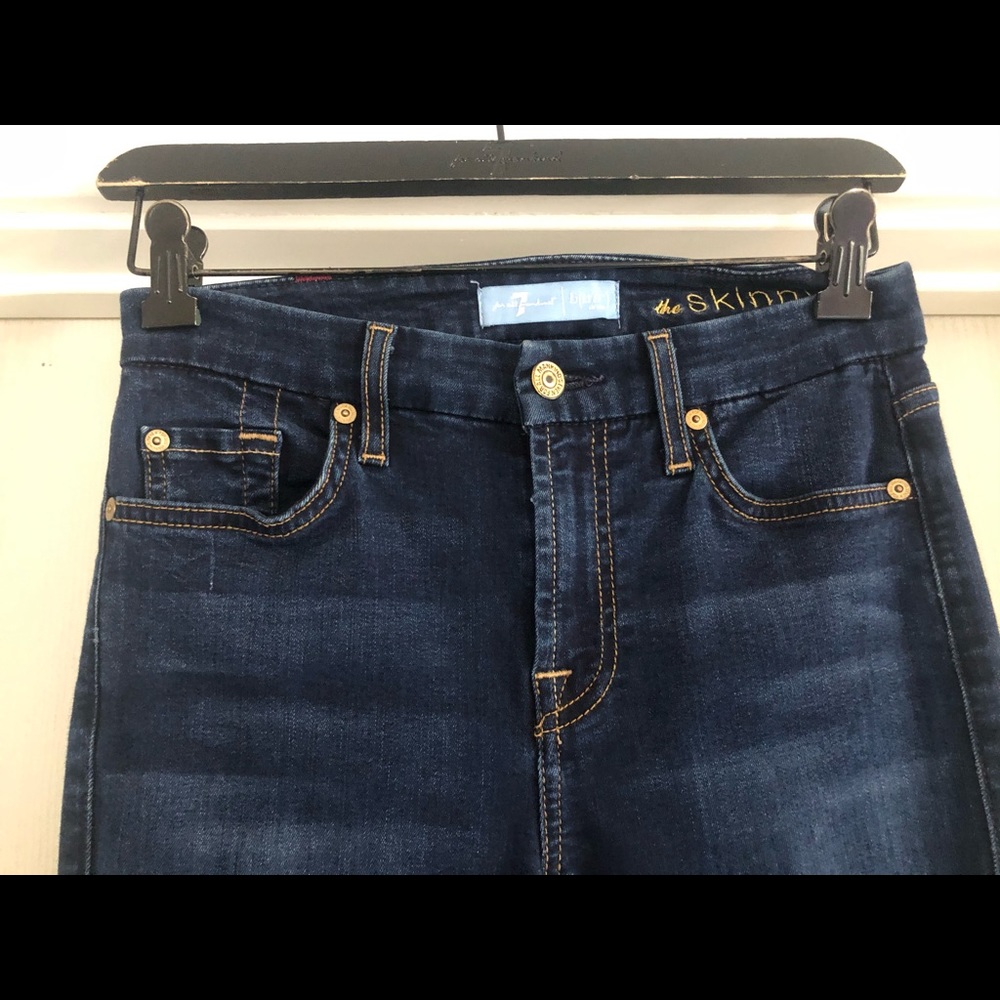 7 for all Mankind. Sz 24. Skinny.